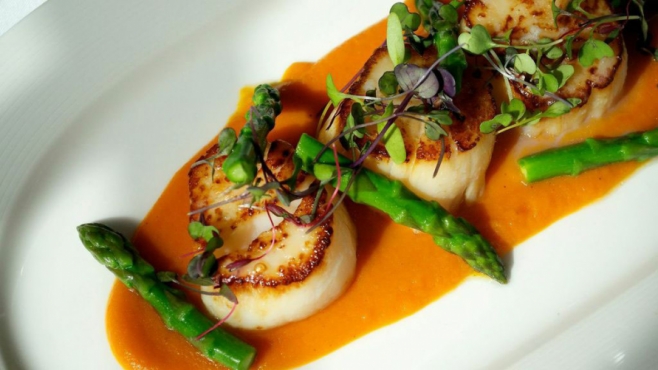 Point Judith Scallops With Spiced Carrot Purée & Asparagus