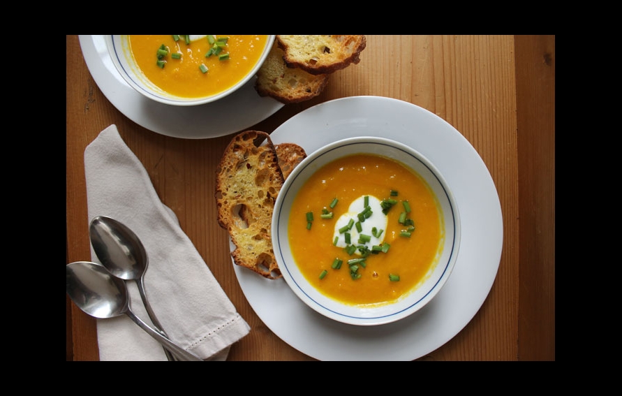 Carrot Parsnip Soup with Creme Fraiche, Chives and Garlic Toast ...