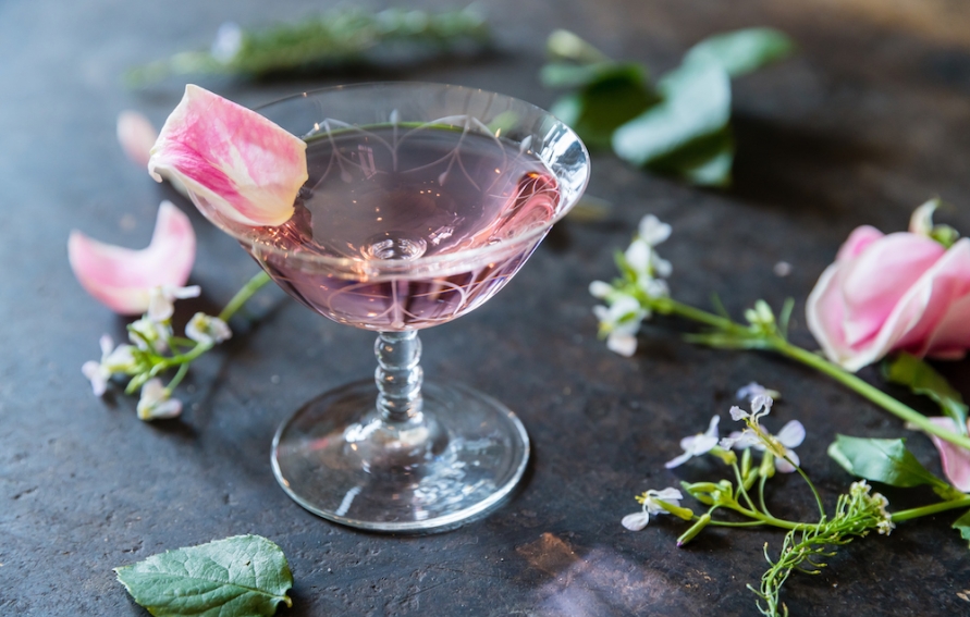Edible Drink Botanicals - Rose Petals Drink Garnish for Cocktails